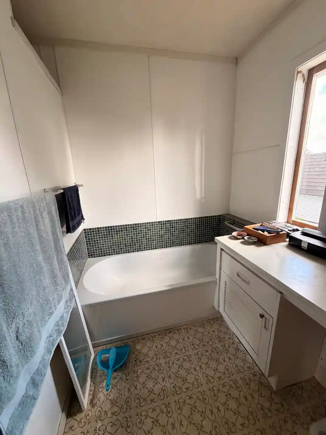 Existing first floor bathroom before renovation in Remuera